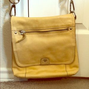 Sak banana crossbody bag